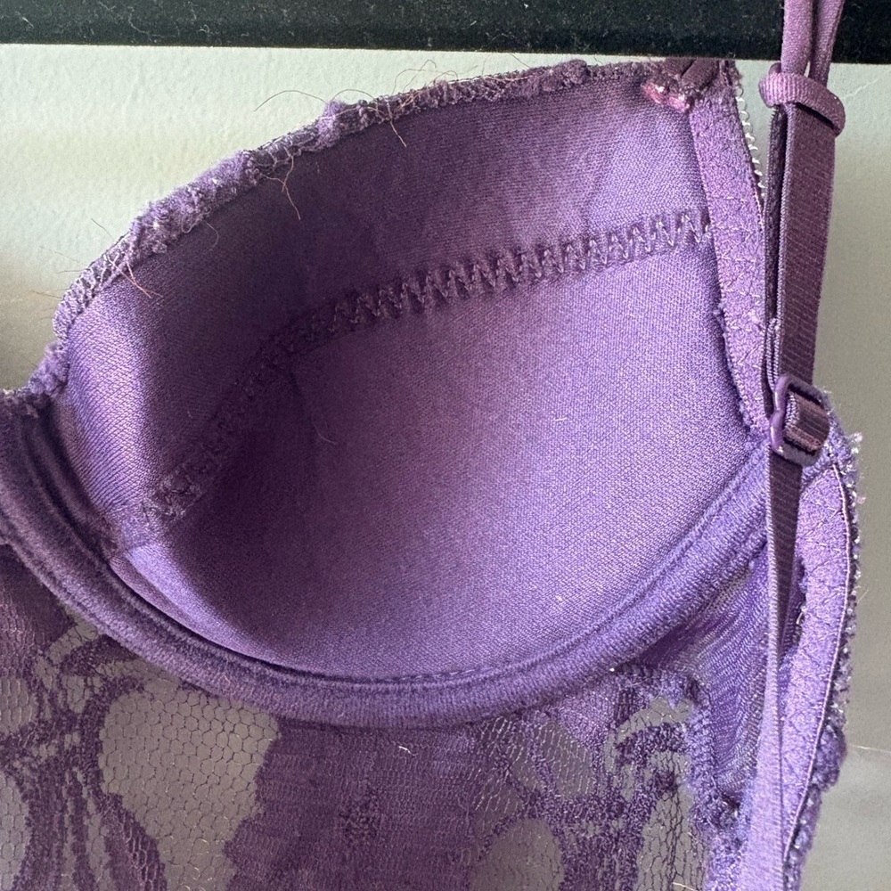 La vie en rose sz S purple lace sexy, slit, strap boudoir lingerie - Picture 6 of 6